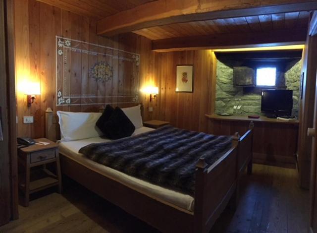 Hotellerie De Mascognaz Champoluc Exterior foto