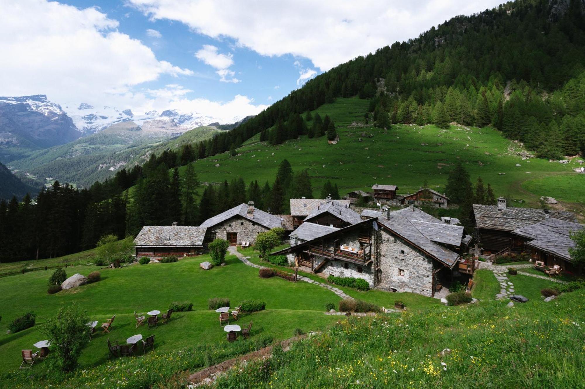 Hotellerie De Mascognaz Champoluc Exterior foto