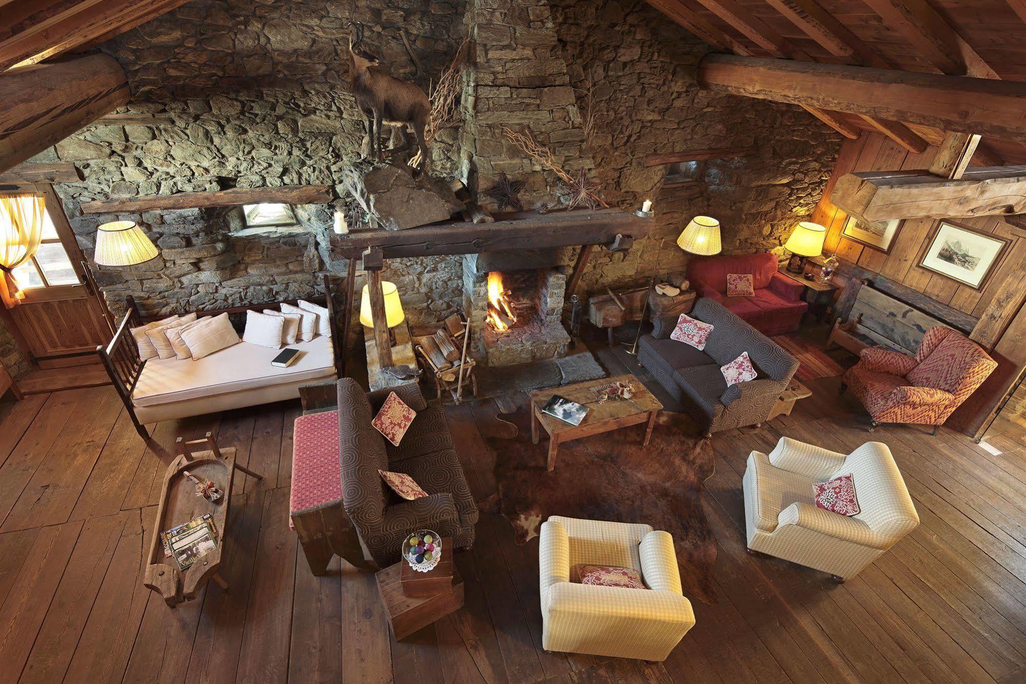 Hotellerie De Mascognaz Champoluc Exterior foto