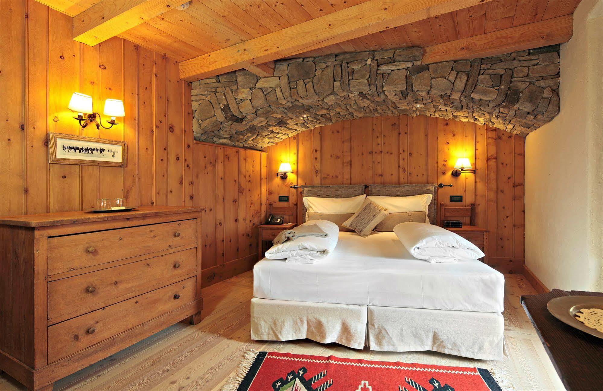 Hotellerie De Mascognaz Champoluc Exterior foto